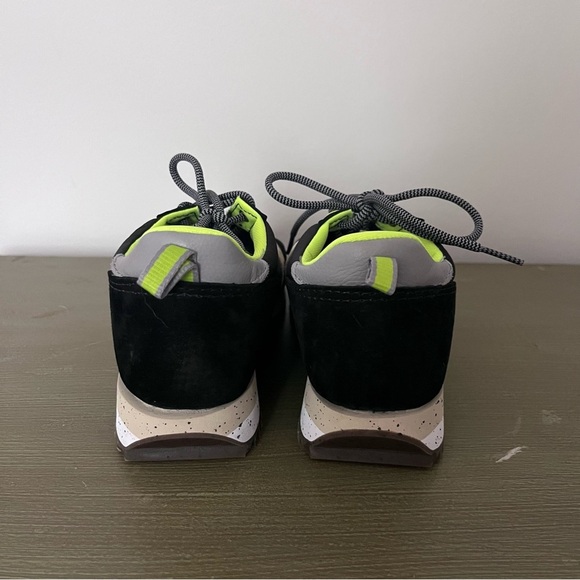 Saucony Jazz 81 Black and Lime Green Sneakers Sporty Casual Athletic Shoes - Picture 11 of 12